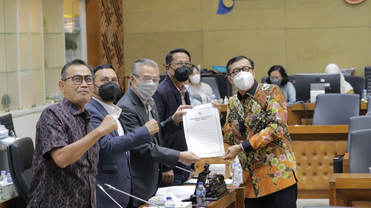 DPR Bersama Pemerintah Tetapkan 40 RUU Prolegnas Prioritas Tahun 2022